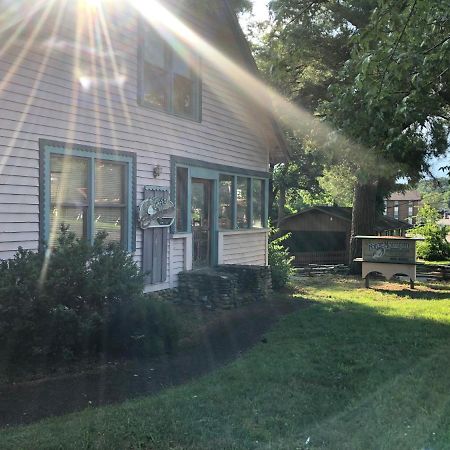 Smokies Bed And Breakfast - Evergreen Cottage Inn ピジョンフォージ エクステリア 写真