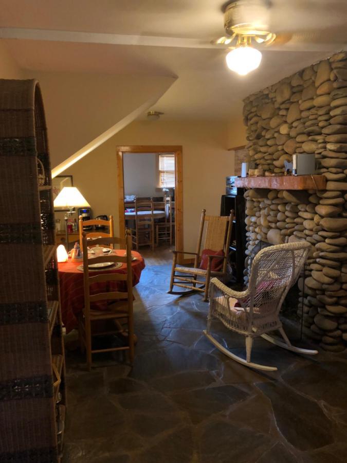 Smokies Bed And Breakfast - Evergreen Cottage Inn ピジョンフォージ エクステリア 写真