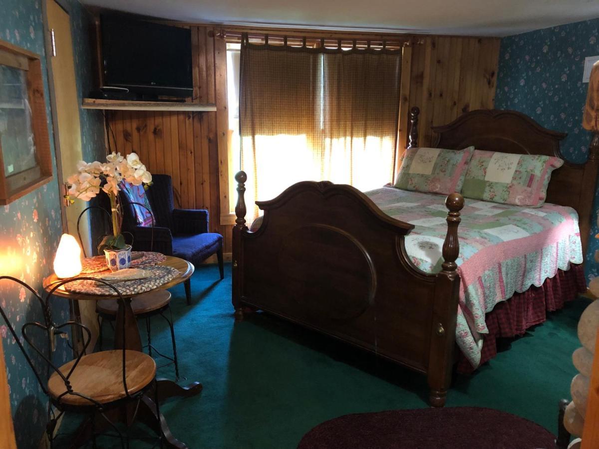 Smokies Bed And Breakfast - Evergreen Cottage Inn ピジョンフォージ エクステリア 写真